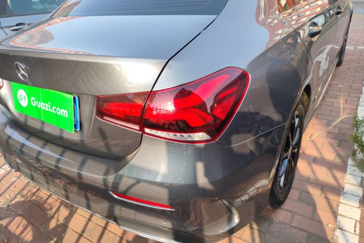 Used Mercedes-Benz A-Class 2020 Restyled A 200 L Sport Sedan Fashion Version Exterior 2