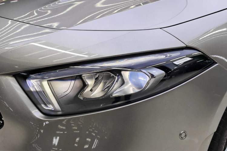 Used Mercedes-Benz A-Class 2020 Restyled A 200 L Sport Sedan Fashion Version Exterior 5