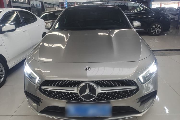 Used Mercedes-Benz A-Class 2020 Restyled A 200 L Sport Sedan Fashion Version Front