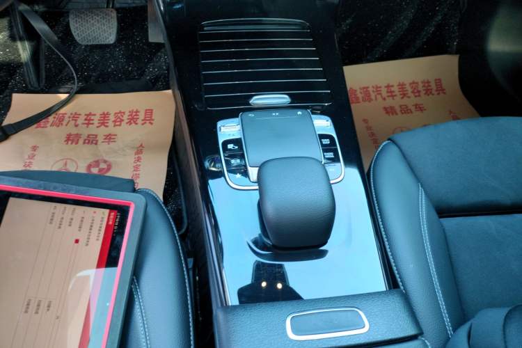 Used Mercedes-Benz A-Class 2020 Restyled A 200 L Sport Sedan Fashion Version Gear Lever