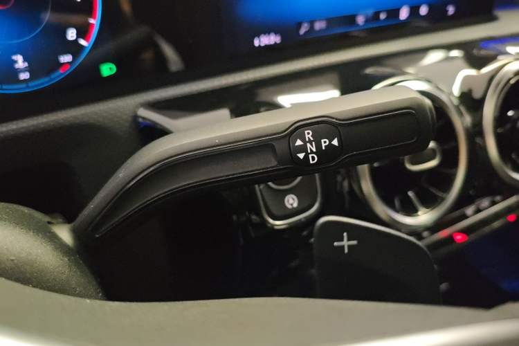 Used Mercedes-Benz A-Class 2020 Restyled A 200 L Sport Sedan Dynamic Version Gear Lever