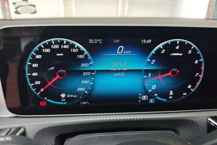Used Mercedes-Benz A-Class 2020 A 220 L 4MATIC Sport Sedan Instrument Cluster