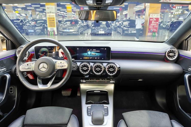 Used Mercedes-Benz A-Class 2020 Restyled A 200 L Sport Sedan Fashion Version Interior 1