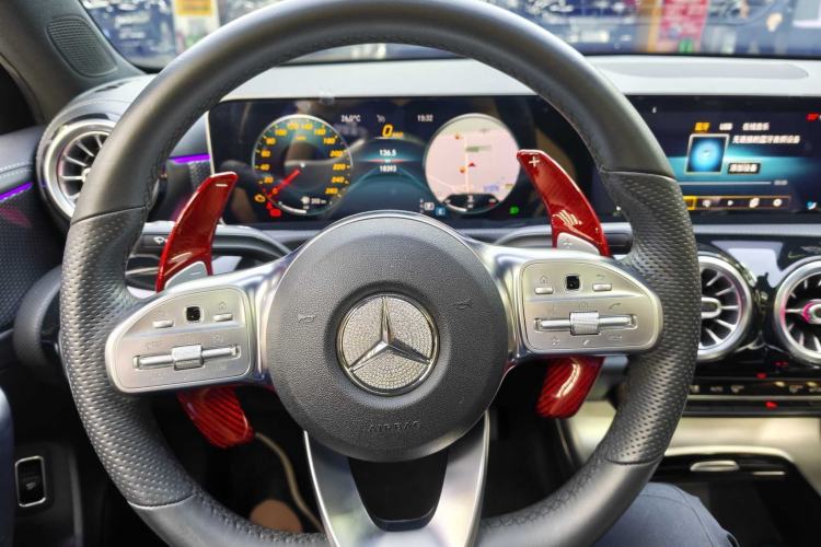 Used Mercedes-Benz A-Class 2020 Restyled A 200 L Sport Sedan Fashion Version Interior 2