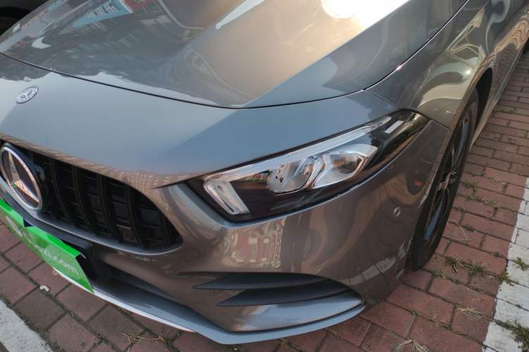 Used Mercedes-Benz A-Class 2020 Restyled A 200 L Sport Sedan Fashion Version Left Front Headlight