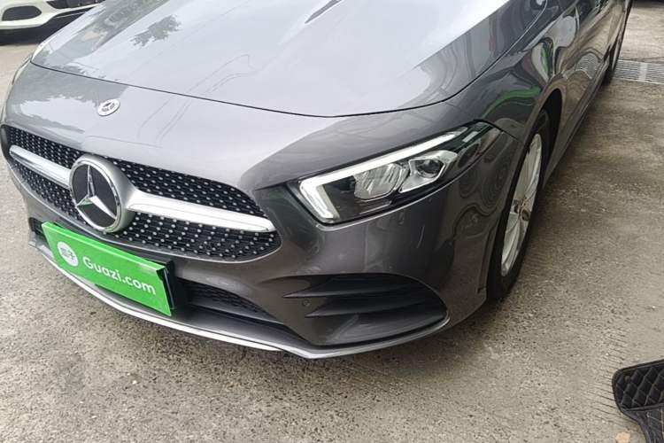 Used Mercedes-Benz A-Class 2020 Restyled A 200 L Sport Sedan Fashion Version Left Front Headlight
