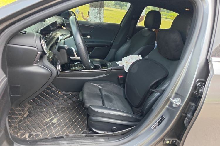 Used Mercedes-Benz A-Class 2020 Restyled A 200 L Sport Sedan Fashion Version Left Front Seat
