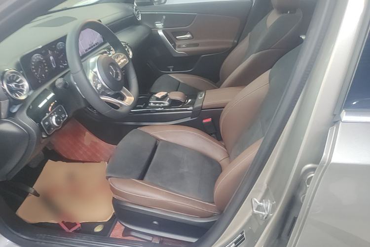 Used Mercedes-Benz A-Class 2020 Restyled A 200 L Sport Sedan Fashion Version Left Front Seat