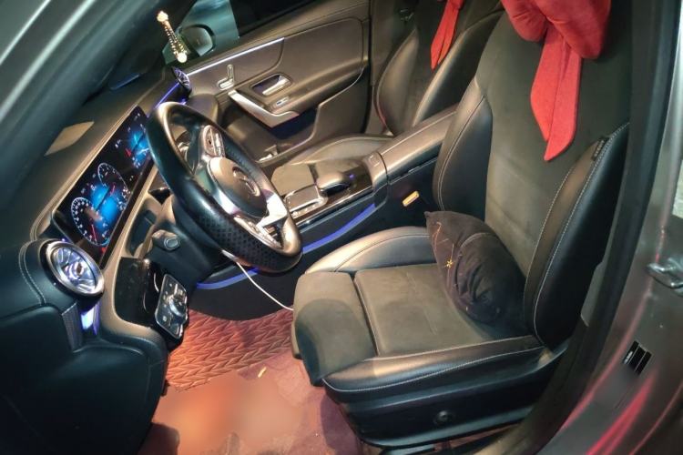 Used Mercedes-Benz A-Class 2020 Restyled A 200 L Sport Sedan Fashion Version Left Front Seat