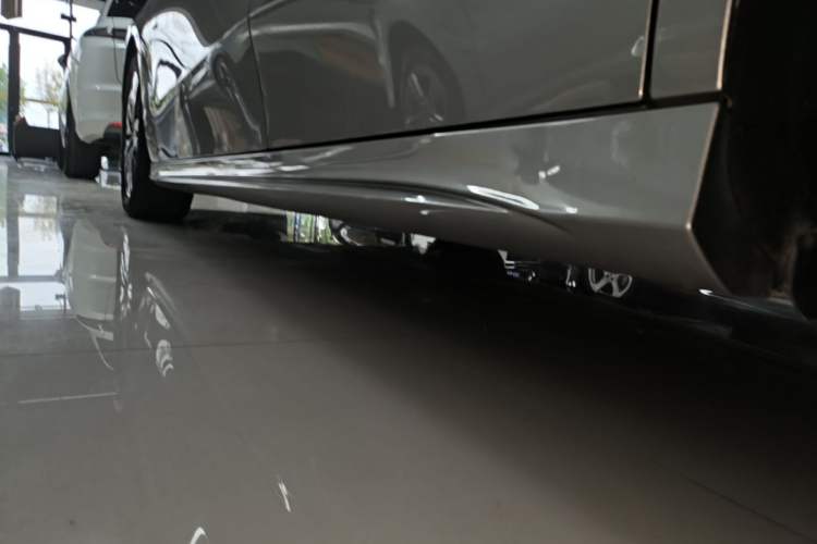 Used Mercedes-Benz A-Class 2020 A 180 L Sport Sedan Left Side Sill