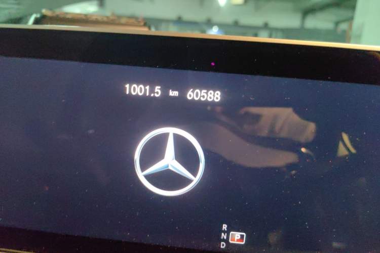 Used Mercedes-Benz A-Class 2020 Restyled A 200 L Sport Sedan Fashion Version Odometer Close Up