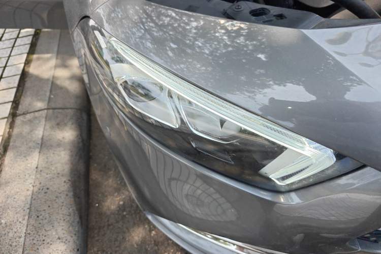 Used Mercedes-Benz A-Class 2020 Restyled A 200 L Sport Sedan Fashion Version Right Front Headlight