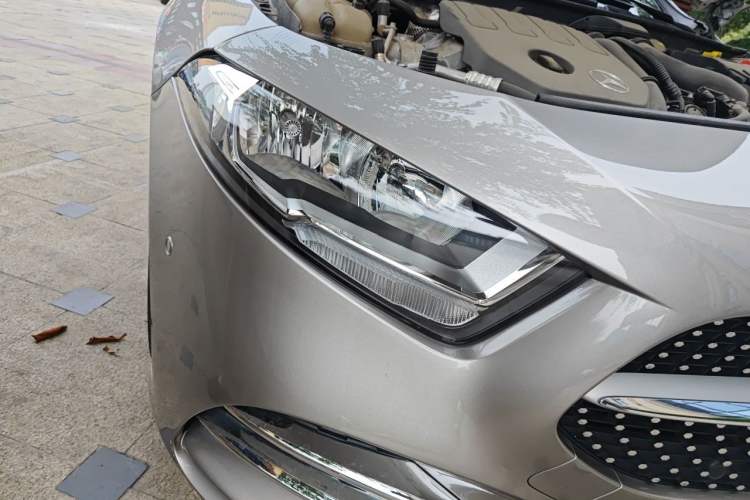 Used Mercedes-Benz A-Class 2020 A 180 L Sport Sedan Right Front Headlight