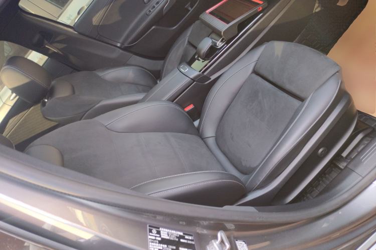 Used Mercedes-Benz A-Class 2020 Restyled A 200 L Sport Sedan Fashion Version Right Front Seat