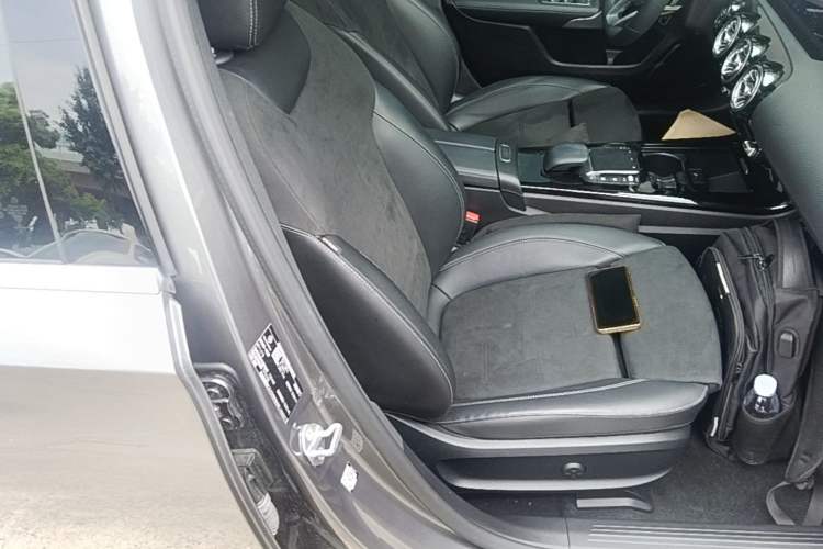 Used Mercedes-Benz A-Class 2020 Restyled A 200 L Sport Sedan Fashion Version Right Front Seat