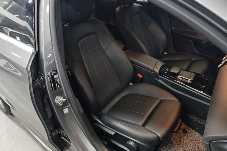 Used Mercedes-Benz A-Class 2020 Facelift A 180 L Sport Sedan Special Configuration Right Front Seat