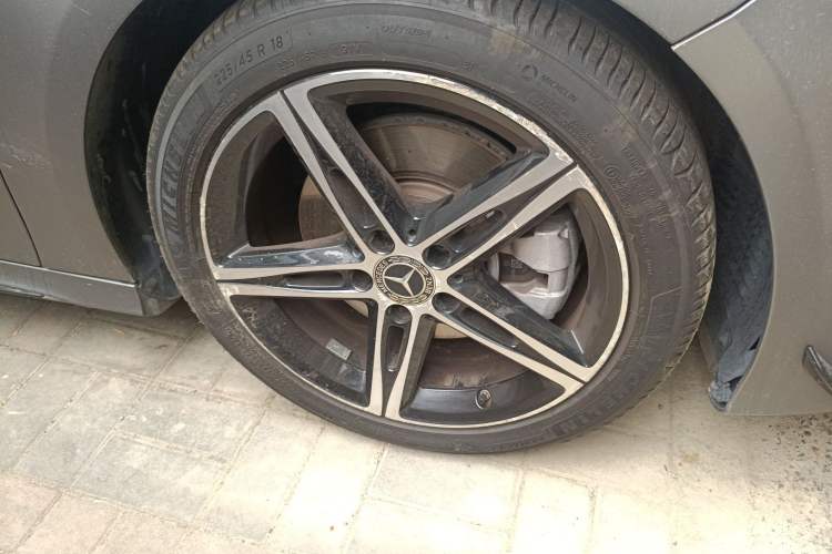 Used Mercedes-Benz A-Class 2020 Restyled A 220 L 4MATIC Sports Sedan Right Front Wheel Hub