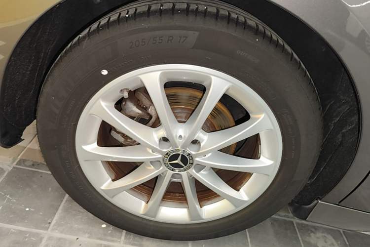 Used Mercedes-Benz A-Class 2020 A 200 L Sport Sedan Right Rear Wheel Hub