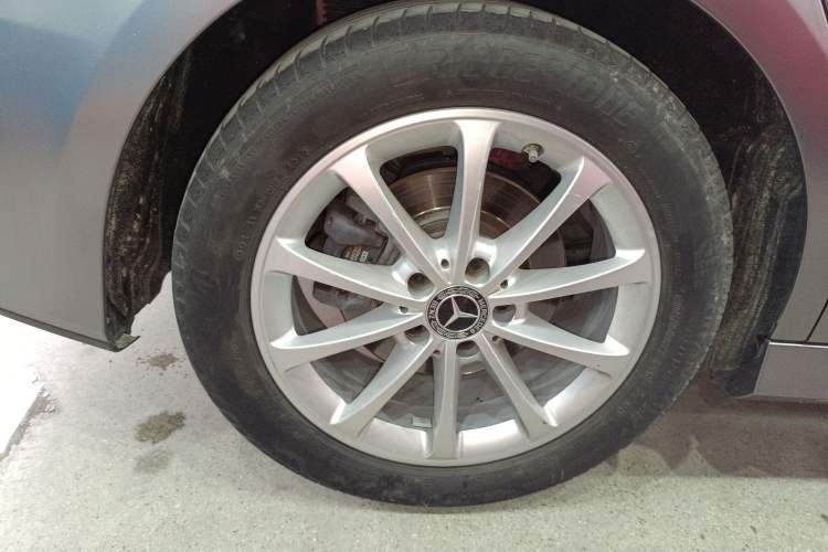 Used Mercedes-Benz A-Class 2020 A 200 L Sport Sedan Right Rear Wheel Hub