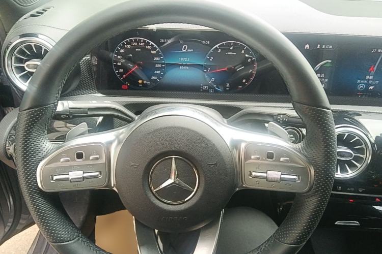 Used Mercedes-Benz A-Class 2020 Restyled A 200 L Sport Sedan Fashion Version Steering Wheel