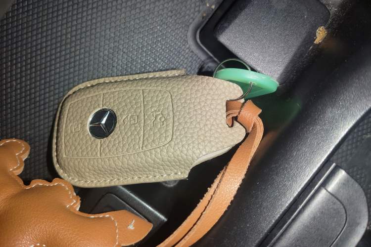 Used Mercedes-Benz A-Class 2020 Restyled A 200 L Sport Sedan Fashion Version Vehicle Key