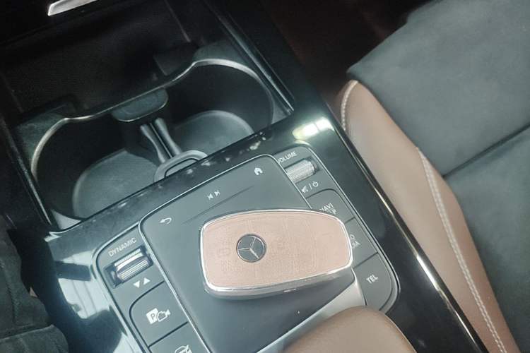 Used Mercedes-Benz A-Class 2020 Restyled A 200 L Sport Sedan Fashion Version Vehicle Key