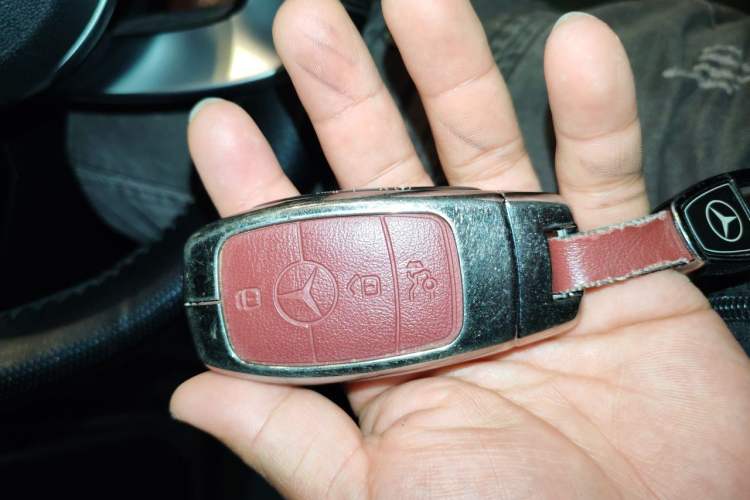 Used Mercedes-Benz A-Class 2020 Restyled A 200 L Sport Sedan Fashion Version Vehicle Key