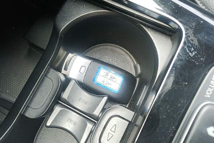 Used Mercedes-Benz A-Class 2020 Restyled A 200 L Sport Sedan Fashion Version Vehicle Key