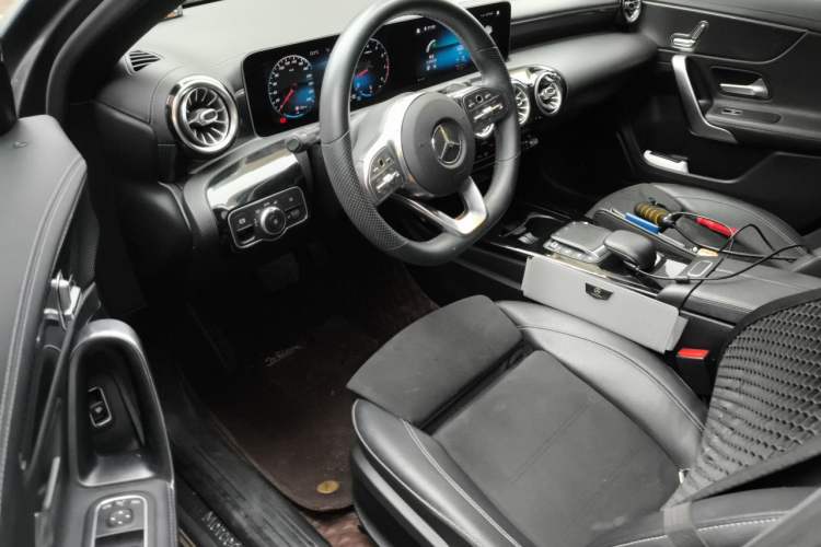 Used Mercedes-Benz A-Class 2020 Restyled A 200 L Sport Sedan Fashion Version Driver Seat