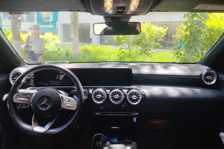 Used Mercedes-Benz A-Class 2020 Restyled A 200 L Sport Sedan Fashion Version Center Console