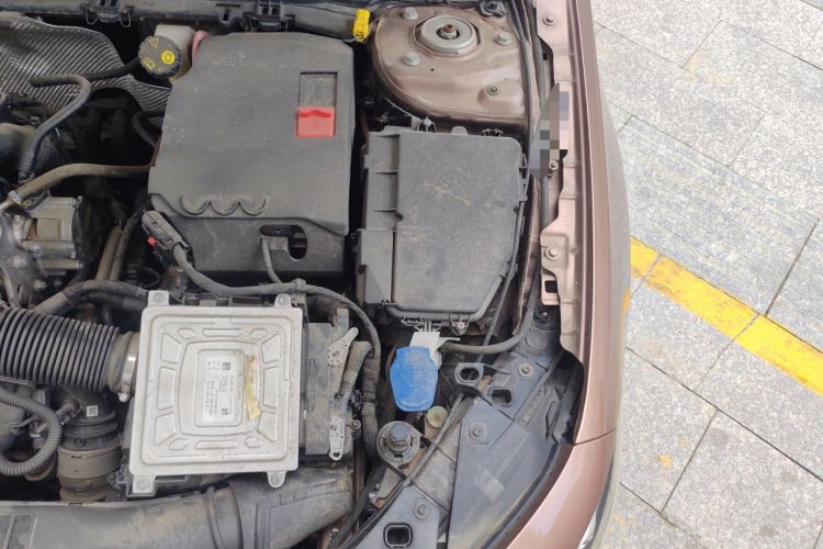 Used Mercedes-Benz A-Class 2020 Restyled A 200 L Sport Sedan Fashion Version Engine Bay Left