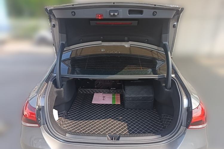Used Mercedes-Benz A-Class 2020 Restyled A 200 L Sport Sedan Fashion Version Trunk