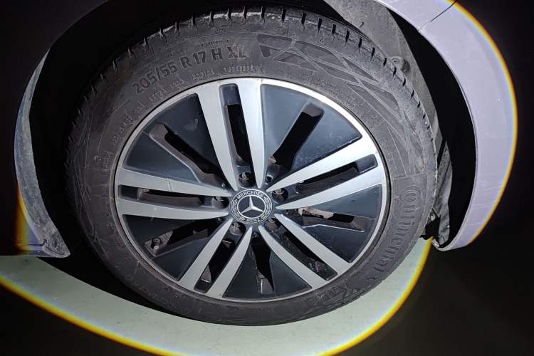 Used Mercedes-Benz A-Class 2020 A 180 Right Front Wheel Hub