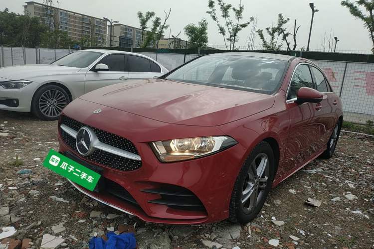 Used Mercedes-Benz A-Class 2020 Second Facelift A 180 L Sport Sedan Guazi used car, China used car export, Used car for sale, Used cars, Cheapest cars for sale