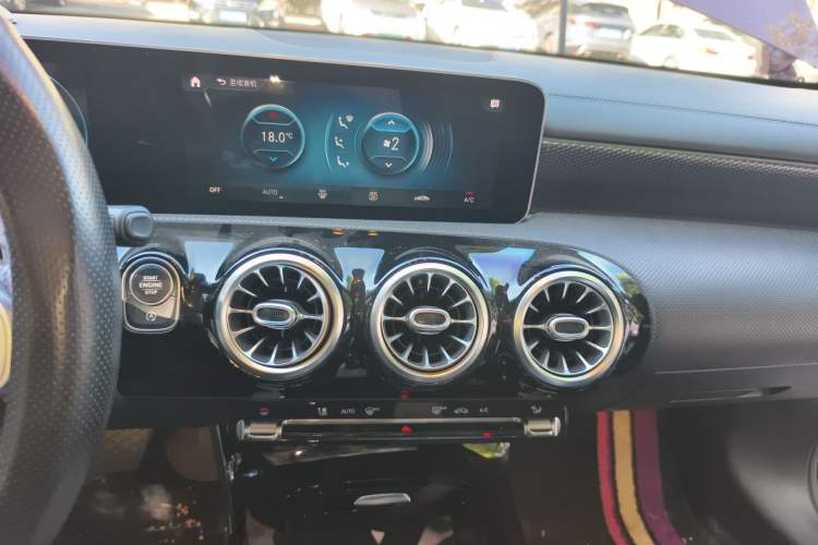 Used Mercedes-Benz A-Class 2020 Restyled A 200 L Sport Sedan Fashion Version Audio And AC Panel