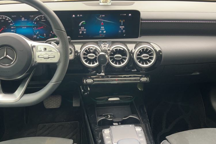 Used Mercedes-Benz A-Class 2020 Restyled A 200 L Sport Sedan Fashion Version Audio And AC Panel