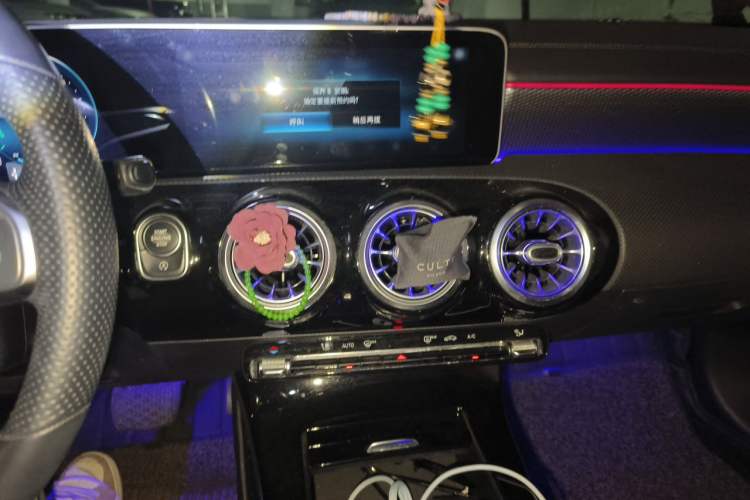 Used Mercedes-Benz A-Class 2020 Restyled A 200 L Sport Sedan Fashion Version Audio And AC Panel