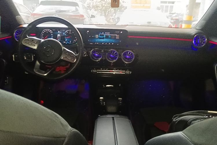 Used Mercedes-Benz A-Class 2020 Restyled A 200 L Sport Sedan Fashion Version Center Console