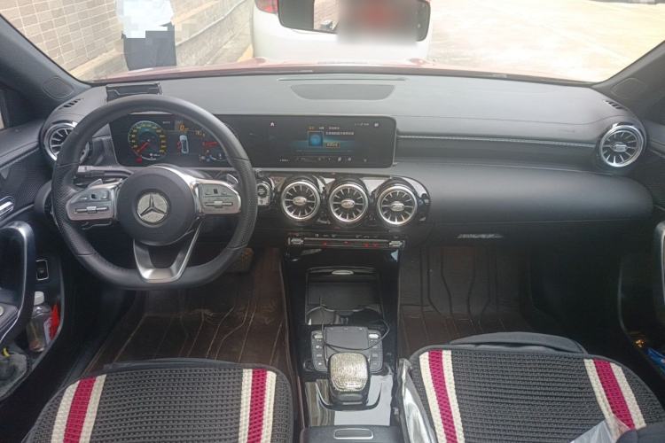 Used Mercedes-Benz A-Class 2020 Restyled A 200 L Sport Sedan Fashion Version Center Console