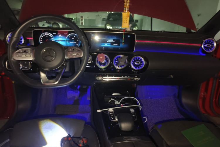 Used Mercedes-Benz A-Class 2020 Restyled A 200 L Sport Sedan Fashion Version Center Console