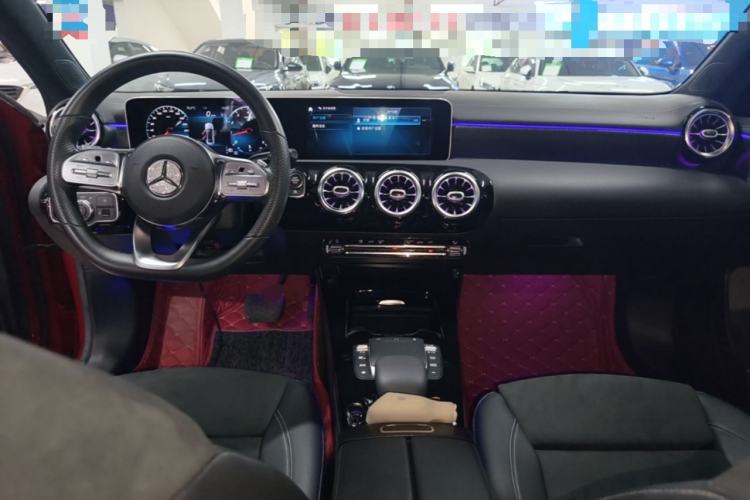 Used Mercedes-Benz A-Class 2020 Restyled A 200 L Sport Sedan Fashion Version Center Console