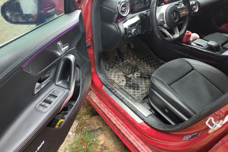 Used Mercedes-Benz A-Class 2020 Restyled A 200 L Sport Sedan Fashion Version Driver Seat