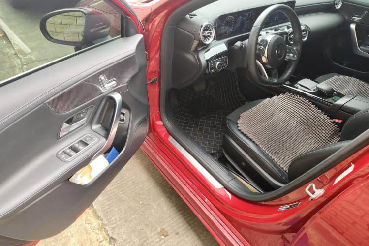 Used Mercedes-Benz A-Class 2020 Restyled A 200 L Sport Sedan Fashion Version Driver Seat