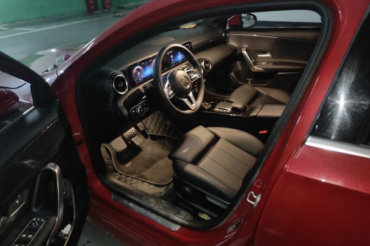 Used Mercedes-Benz A-Class 2020 Restyled A 200 L Sport Sedan Fashion Version Driver Seat