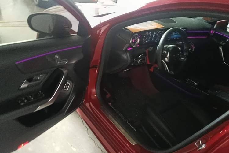 Used Mercedes-Benz A-Class 2020 Restyled A 200 L Sport Sedan Fashion Version Driver Seat