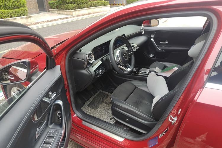 Used Mercedes-Benz A-Class 2020 Restyled A 200 L Sport Sedan Fashion Version Driver Seat