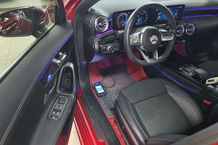 Used Mercedes-Benz A-Class 2020 Restyled A 200 L Sport Sedan Fashion Version Driver Seat