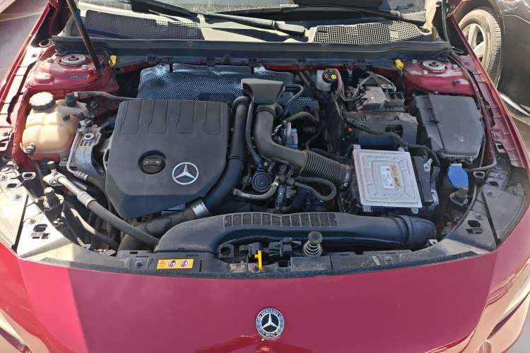 Used Mercedes-Benz A-Class 2020 Restyled A 200 L Sport Sedan Fashion Version Engine Bay