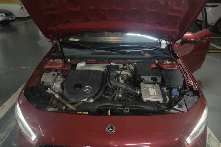 Used Mercedes-Benz A-Class 2020 Restyled A 200 L Sport Sedan Fashion Version Engine Bay