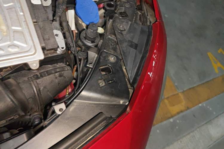 Used Mercedes-Benz A-Class 2020 A 180 L Engine Bay Left